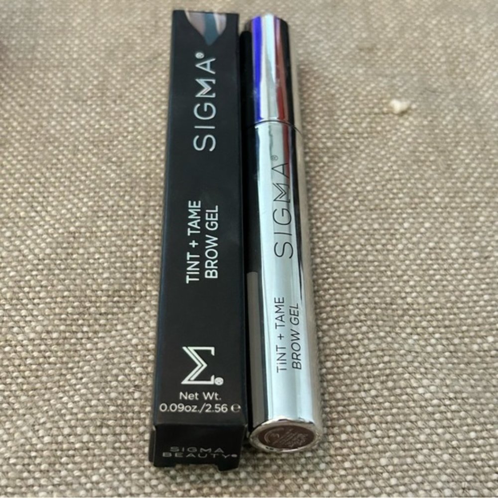 Sigma Beauty TINT + TAME BROW GEL- Light - NIB - Picture 4 of 7